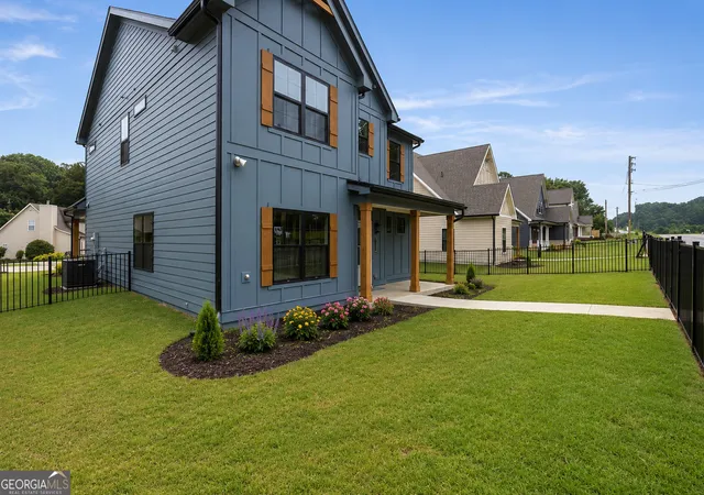 Photo 4 of Single family home for sale at 131 Old Alabama Rd Se, Emerson, GA 30137 | MLS# 10704924 | Listing updated on 2026-10-16
