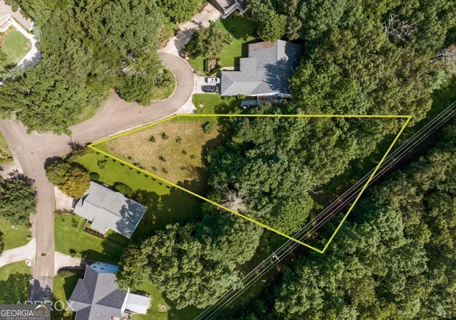 Photo 1 of Land for sale at Lot 9 Oakwood Ct, Blue Ridge, GA 30513 | MLS# 10822272 | Listing updated on 2026-08-23