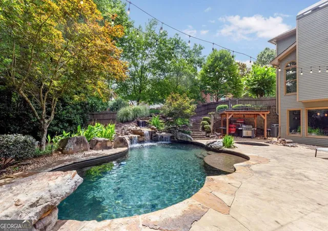 2nd image of 2318 Reubens Run, Marietta, GA 30064 | MLS# 10814589