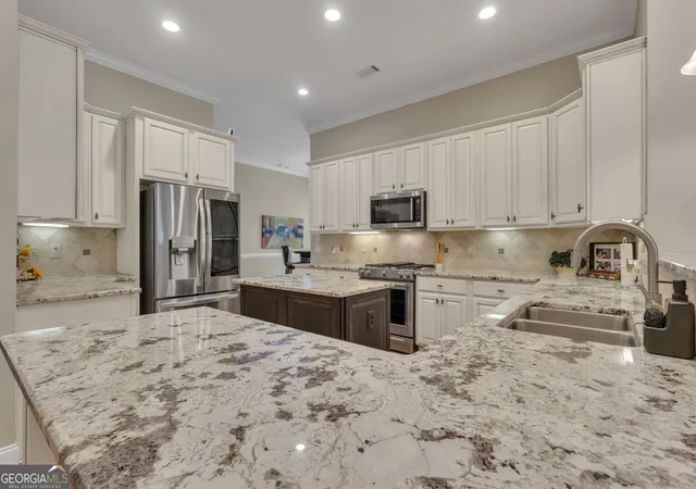 Homes for sale in Peachtree City, GA | 123 Crown Ct, Peachtree City, GA 30269 | MLS# 10759086