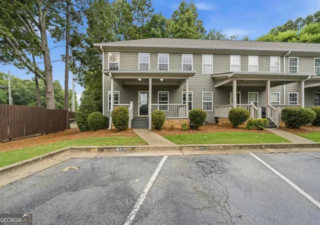 Photo 3 of Townhouse for sale at 101 Port Laz Ln, Eatonton, GA 31024 | MLS# 10795954 | Listing updated on 2026-09-14
