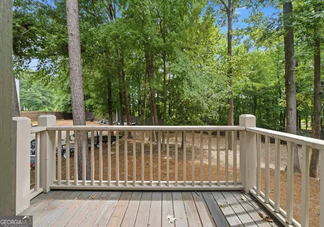 Photo 3 of Townhouse for sale at 101 Port Laz Ln, Eatonton, GA 31024 | MLS# 10795954 | Listing updated on 2026-09-14
