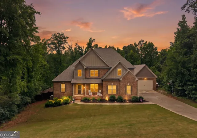 Photo 2 of Single family home for sale at 1010 Pembrook Dr, Watkinsville, GA 30677 | MLS# 10774370 | Listing updated on 2026-09-15