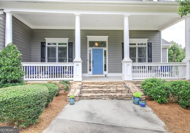 Photo 3 of Sale Pending at 24 Heartwood Dr SW, Cartersville, GA 30120 | MLS# 10813393 | Listing updated on 2026-10-02
