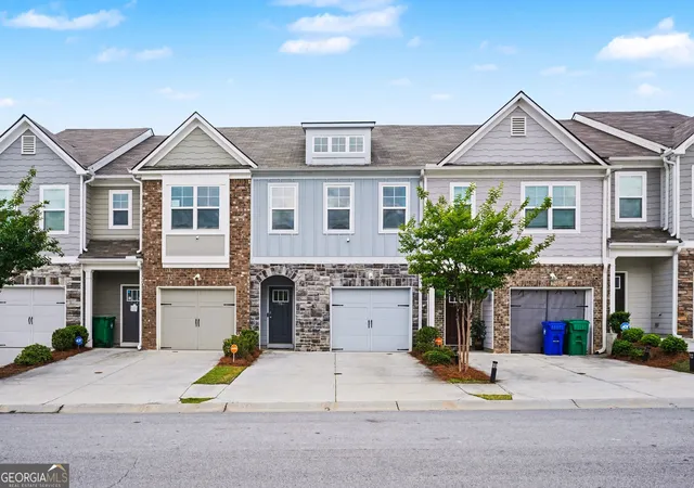 Photo 1 of Townhouse for sale at 1962 Dillon Dr, Lithonia, GA 30058 | MLS# 10733565 | Listing updated on 2026-09-11