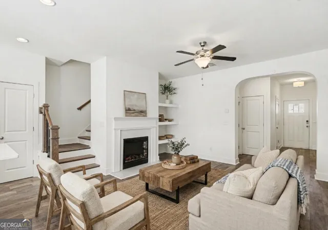 Photo 4 of Townhouse for sale at 1962 Dillon Dr, Lithonia, GA 30058 | MLS# 10733565 | Listing updated on 2026-09-11