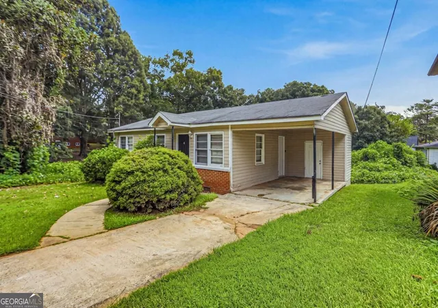 Single family home for sale at 297 Reed St, Scottdale, GA 30079 | MLS# 10829946