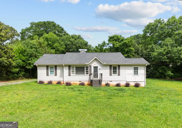 Photo 1 of Single family home for sale at 641 Hwy 23 Nw, Suwanee, GA 30024 | MLS# 10831095 | Listing updated on 2026-09-03