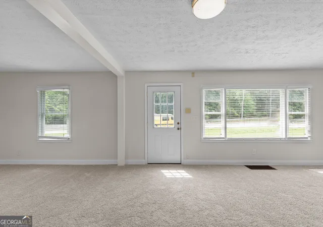 Photo 4 of Single family home for sale at 641 Hwy 23 Nw, Suwanee, GA 30024 | MLS# 10831095 | Listing updated on 2026-09-03