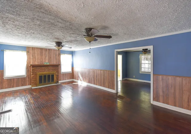 3rd image of 3049 Cloverhurst Dr, Atlanta, GA 30344 | MLS# 10798018