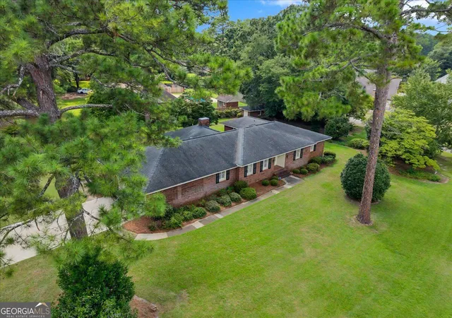 Photo 2 of Single family home for sale at 1200 Chennault Dr, Dublin, GA 31021 | MLS# 10831555 | Listing updated on 2026-09-10
