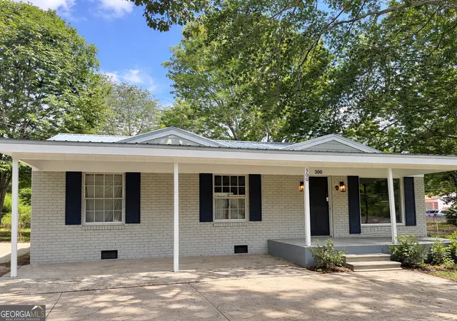 Photo 1 of Single family home for sale at 300 Martin Cir, Athens, GA 30601 | MLS# 10683064 | Listing updated on 2026-07-29