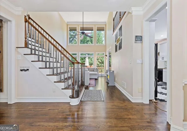 Photo 4 of Single family home for sale at 264 Spalding Gates Dr, Atlanta, GA 30328 | MLS# 10765127 | Listing updated on 2026-09-28