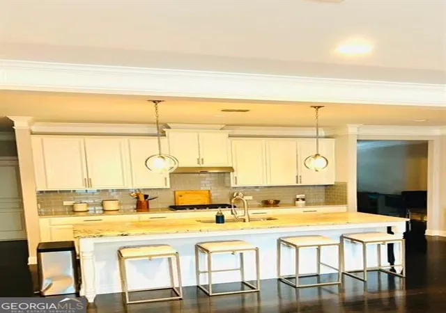 4th image of 9848 Cameron Parc Cir, Johns Creek, GA 30022 | MLS# 10804493