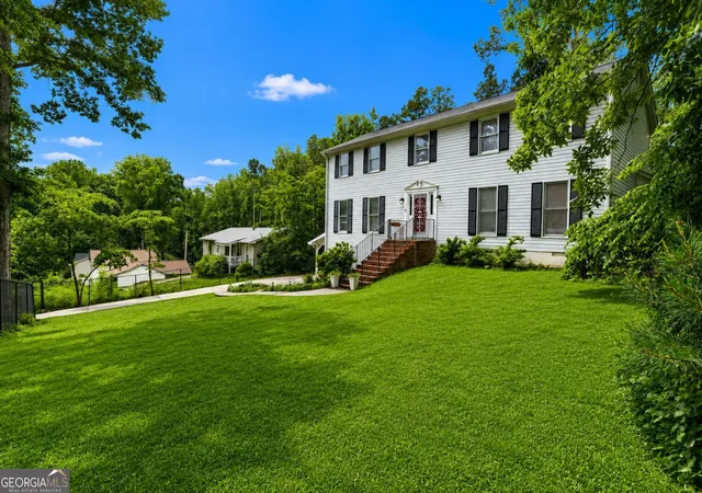 1st image of 305 Saint Patrick Dr Sw, Mableton, GA 30126 | MLS# 10780495