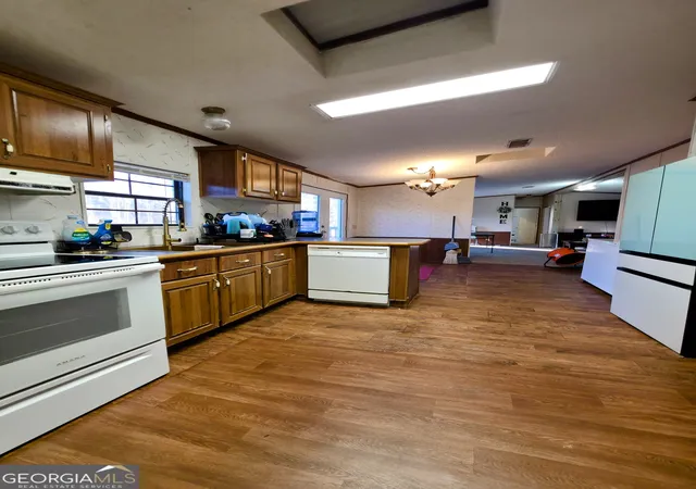 4th image of 198 Central St, Talbotton, GA 31827 | MLS# 10824798