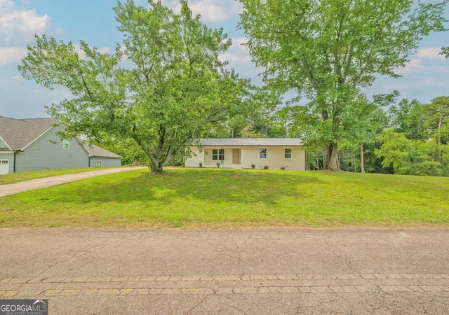 4th image of 329 Church St, Pendergrass, GA 30567 | MLS# 10808103