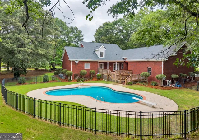 Photo 3 of Single family home for sale at 213 Sabre Dr, Bonaire, GA 31005 | MLS# 10776816 | Listing updated on 2026-09-21
