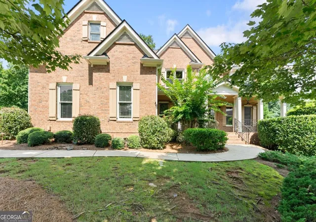 Photo 2 of Single family home for sale at 6120 Briarpatch Ct, Cumming, GA 30040 | MLS# 10808245 | Listing updated on 2026-08-31