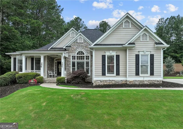 Photo 1 of Single family home for sale at 249 Graves Rd, Acworth, GA 30101 | MLS# 10787448 | Listing updated on 2026-09-16