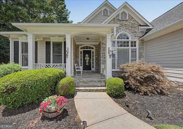 Photo 4 of Single family home for sale at 249 Graves Rd, Acworth, GA 30101 | MLS# 10787448 | Listing updated on 2026-09-16