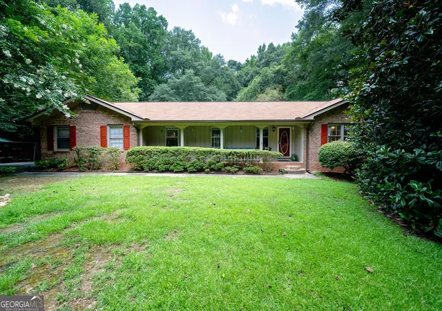 Photo 2 of Sale Pending at 100 Melody Ln, Fayetteville, GA 30215 | MLS# 10822403 | Listing updated on 2026-08-20