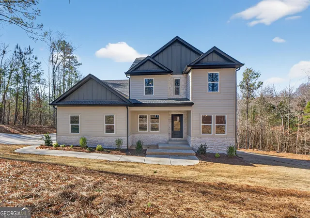 Photo 4 of Sale Pending at 30 Concord Cir, Senoia, GA 30276 | MLS# 10797674 | Listing updated on 2026-08-25