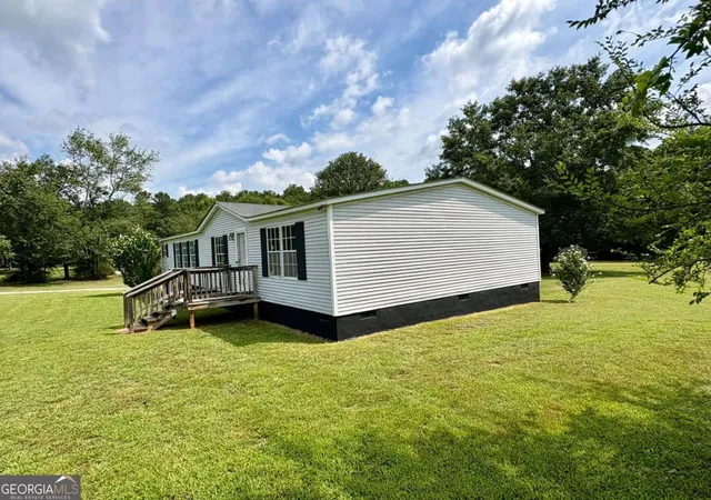Photo 2 of Manufactured home for sale at 3420 Hardman Morris Rd, Colbert, GA 30628 | MLS# 10804330 | Listing updated on 2026-09-10
