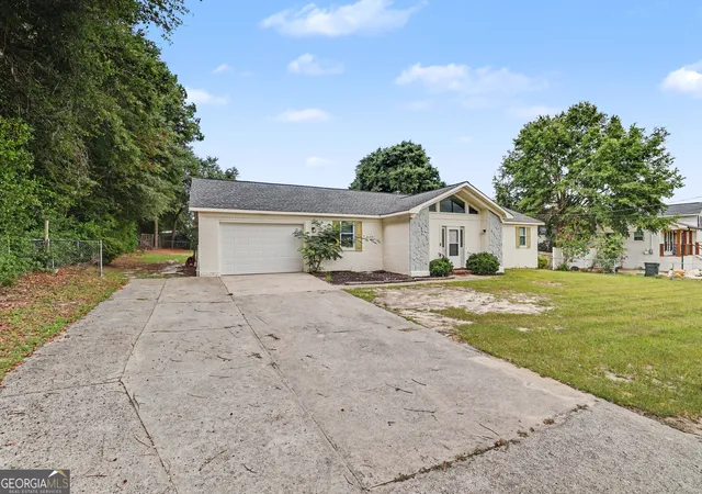 Photo 3 of Single family home for sale at 1437 Brown Rd, Hephzibah, GA 30815 | MLS# 10812596 | Listing updated on 2026-08-18