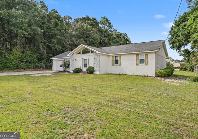 Photo 4 of Single family home for sale at 1437 Brown Rd, Hephzibah, GA 30815 | MLS# 10812596 | Listing updated on 2026-08-18