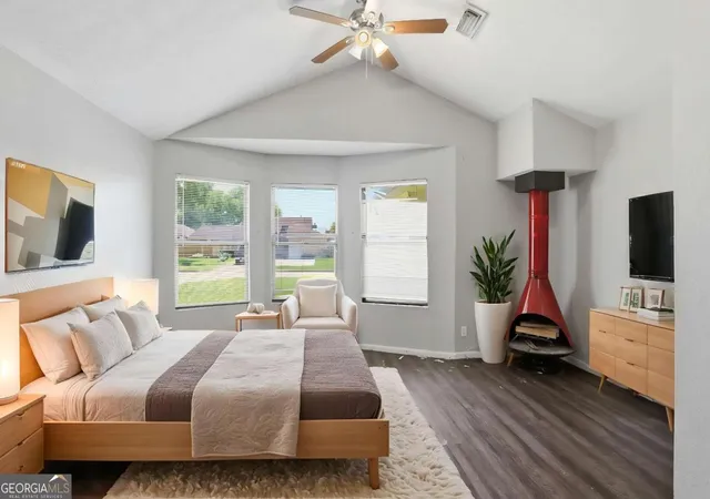 Photo 3 of Single family home for sale at 836 Amber Pl NW, Atlanta, GA 30331 | MLS# 10779140 | Listing updated on 2026-08-07