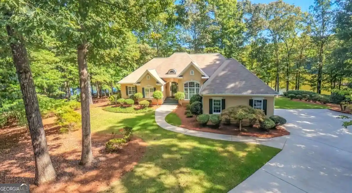Photo 1 of Single family home for sale at 320 Laurel Lakes Dr, Carrollton, GA 30116 | MLS# 10854889 | Listing updated on 2026-10-20