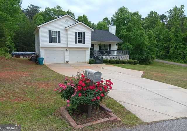 Homes for sale in Mount Airy, GA | 392 Ivy Hills Cir, Mount Airy, GA 30563 | MLS# 10756148