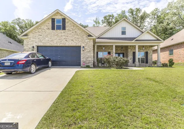 Photo 1 of Single family home for sale at 306 Rustic Live Oak Trl, Bonaire, GA 31005 | MLS# 10809487 | Listing updated on 2026-09-08