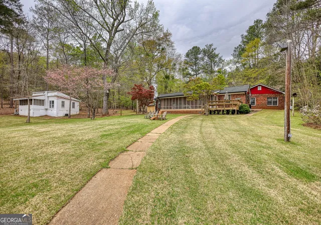 3rd image of 1665 County Line Ext, Mansfield, GA 30055 | MLS# 10723100