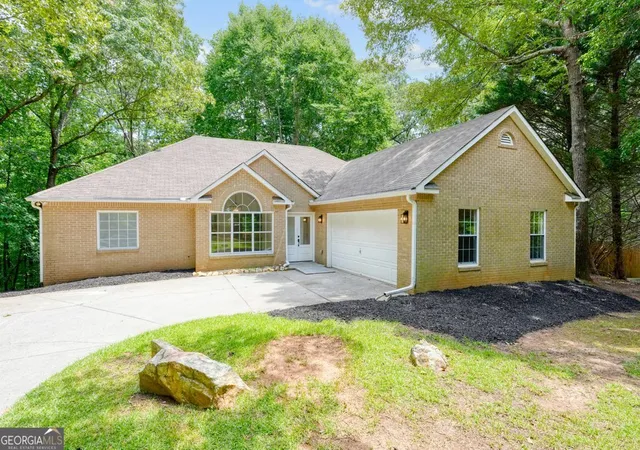 5th image of 305 Michael Cir, Canton, GA 30114 | MLS# 10808333