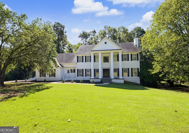 Single family home for sale at 266 Ebenezer Church Rd, Fayetteville, GA 30215 | MLS# 10869878