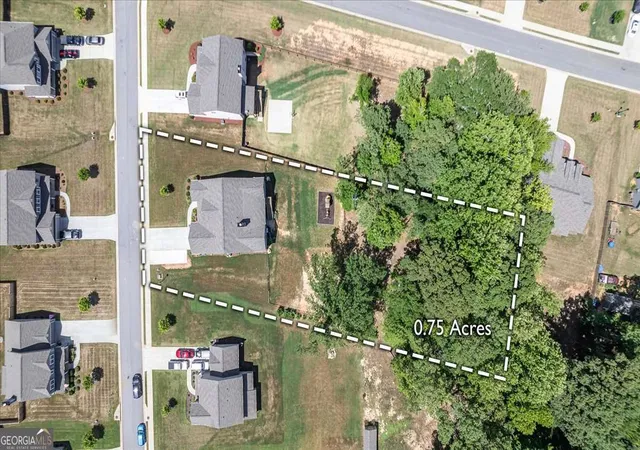 Photo 2 of Sale Pending at 297 Woodbury Ln, Hull, GA 30646 | MLS# 10819714 | Listing updated on 2026-09-04