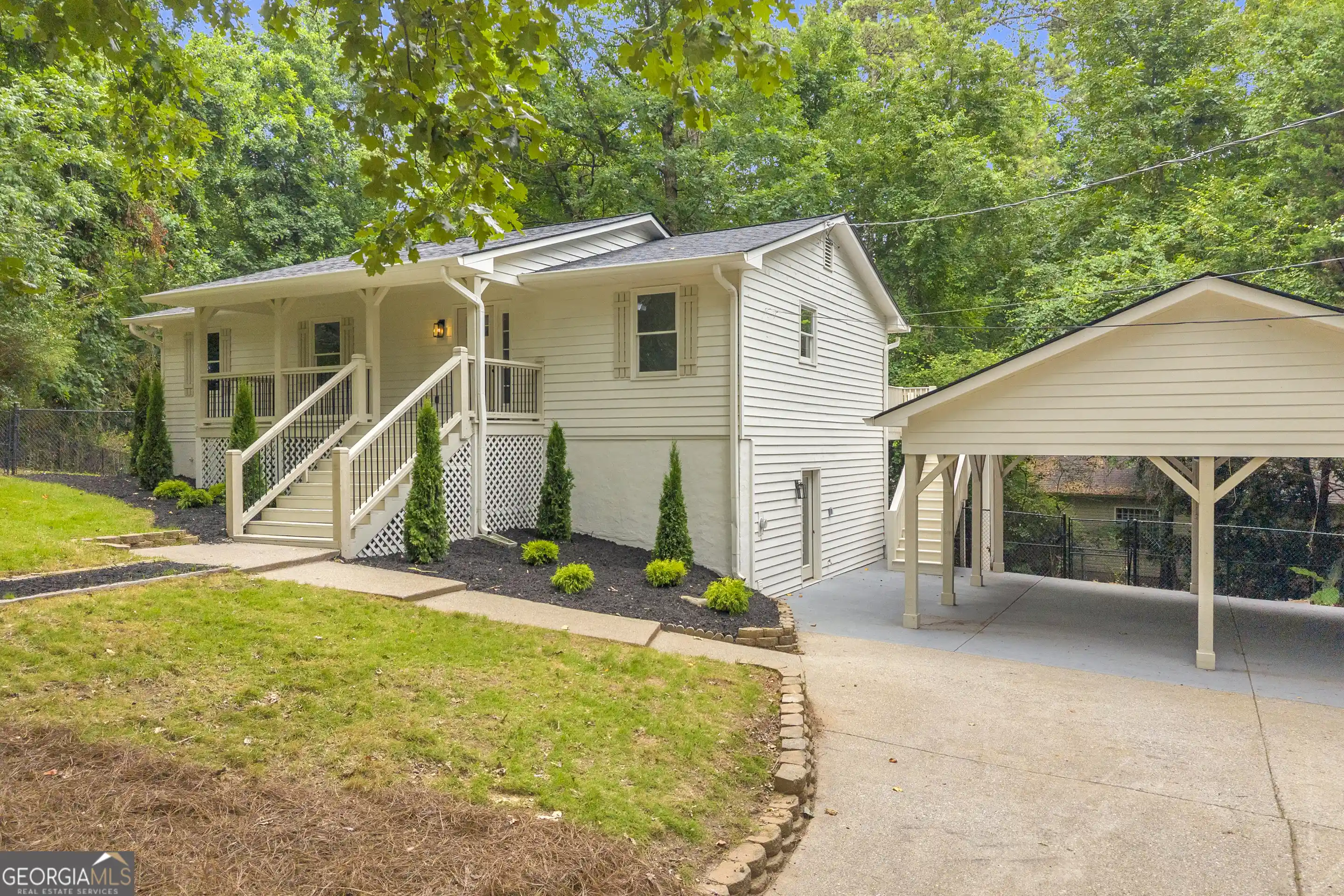 Photo 1 of Single family home for sale at 2910 Hamilton Rd, Cumming, GA 30041 | MLS# 10807049 | Listing updated on 2026-10-11