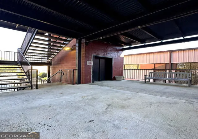 2nd image of 301 Bradley St, Carrollton, GA 30117