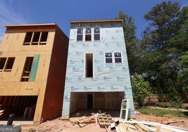 3rd image of 642 Memphis Dr, Scottdale, GA 30079 | MLS# 10781004