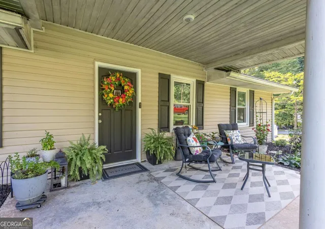 Photo 2 of Single family home for sale at 45 Lee Dr, Carrollton, GA 30116 | MLS# 10803148 | Listing updated on 2026-09-12