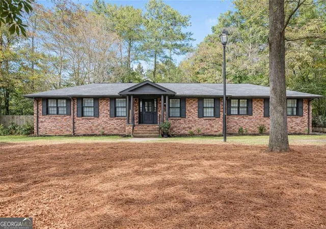 1st image of 3121 Cascade Rd Sw, Atlanta, GA 30311 | MLS# 10687236