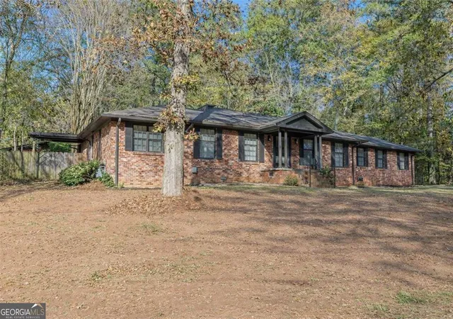 2nd image of 3121 Cascade Rd Sw, Atlanta, GA 30311 | MLS# 10687236