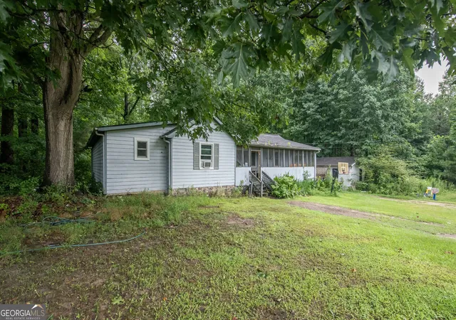 Photo 3 of Single family home for sale at 136 White Rose Ln, Temple, GA 30179 | MLS# 10817611 | Listing updated on 2026-09-17
