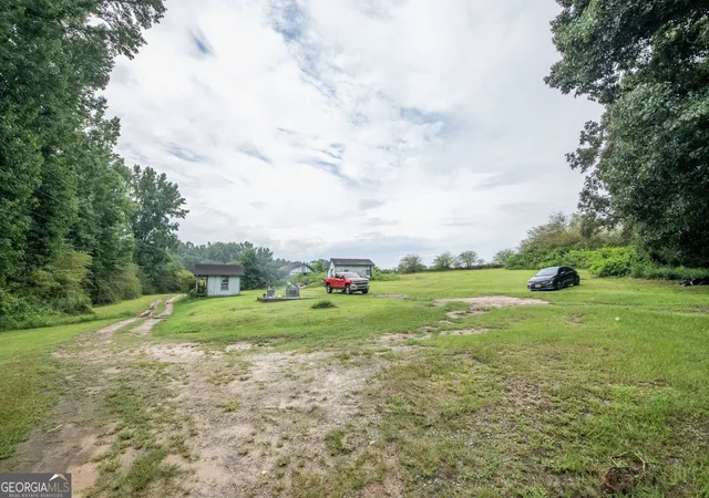 Photo 4 of Single family home for sale at 136 White Rose Ln, Temple, GA 30179 | MLS# 10817611 | Listing updated on 2026-09-17