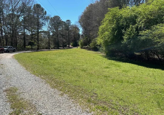 Photo 2 of Single family home for sale at 190 Bowles Dr, Athens, GA 30606 | MLS# 10435608 | Listing updated on 2026-06-23