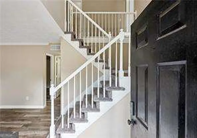 Photo 3 of Sale Pending at 120 Birch Ct, Fayetteville, GA 30214 | MLS# 10726835 | Listing updated on 2026-10-15