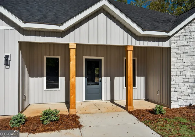 4th image of 3060 15T Hsw, Lanett, AL 36863 | MLS# 10723611