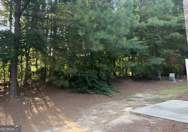 Photo 3 of Single family home for sale at 3902 Brockenhurst Dr, Buford, GA 30519 | MLS# 10816940 | Listing updated on 2026-09-27